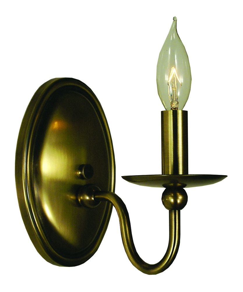 1-Light Antique Brass Quatrefoil Sconce